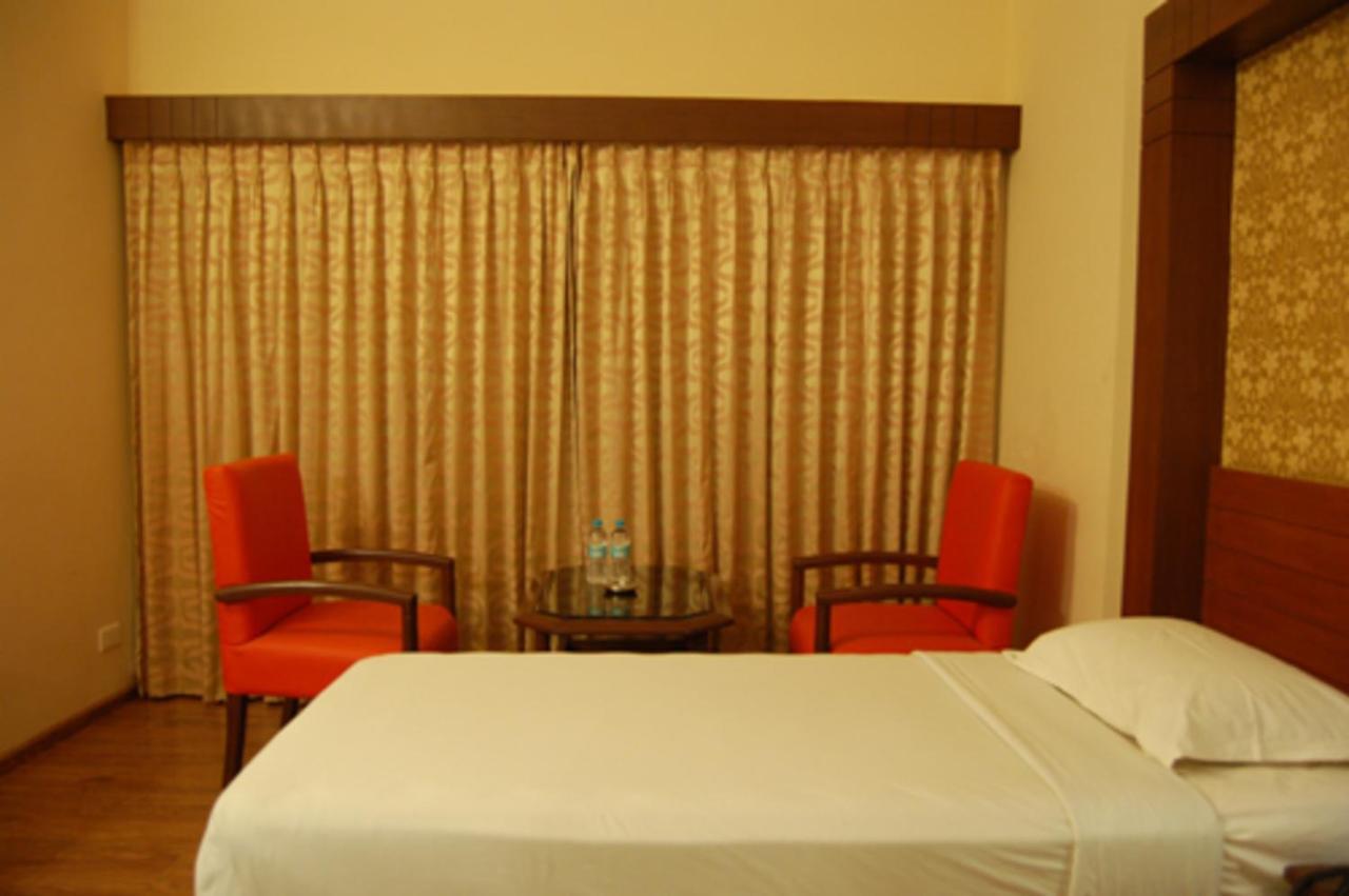 Hotel Park Plaza Madurai Extérieur photo